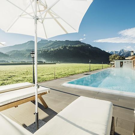 Theresa Wellness-Geniesser-Hotel ツェル・アム・ツィラー エクステリア 写真